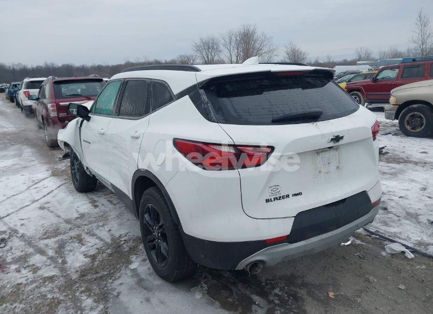 Photo 3 of 2021 Chevrolet Blazer AWD 2LT (VIN 3GNKBHR47MS562751)