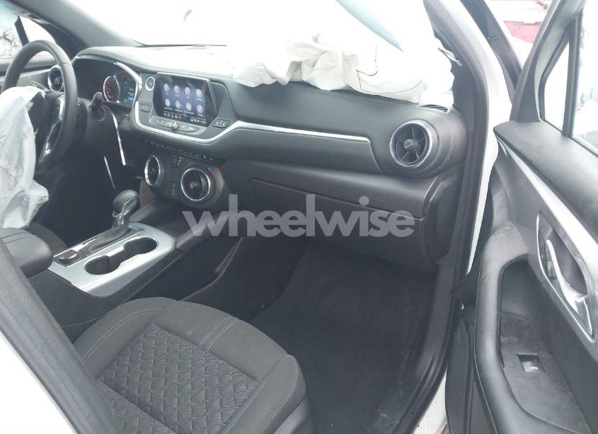 Photo 5 of 2021 Chevrolet Blazer AWD 2LT (VIN 3GNKBHR47MS562751)