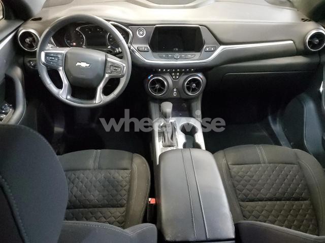 Photo 3 of 2022 CHEVROLET BLAZER 2LT (VIN 3GNKBHR47NS112874)