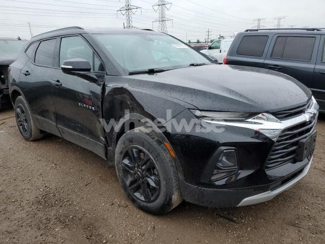 Photo 2 of 2022 CHEVROLET BLAZER 2LT (VIN 3GNKBHR47NS165705)
