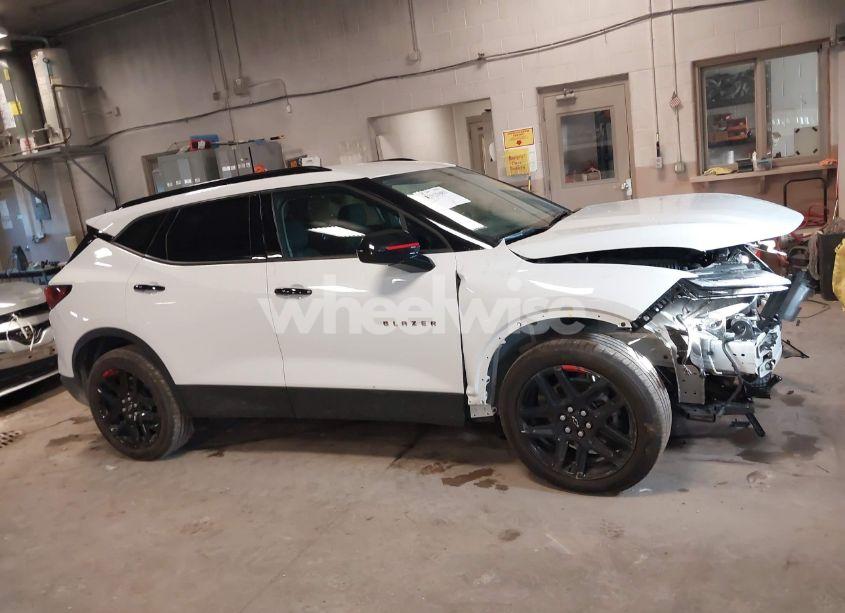 Photo 14 of 2024 Chevrolet Blazer AWD 2LT (VIN 3GNKBHR47RS159702)