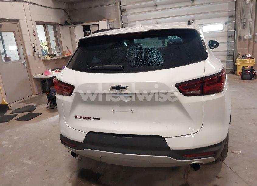Photo 17 of 2024 Chevrolet Blazer AWD 2LT (VIN 3GNKBHR47RS159702)