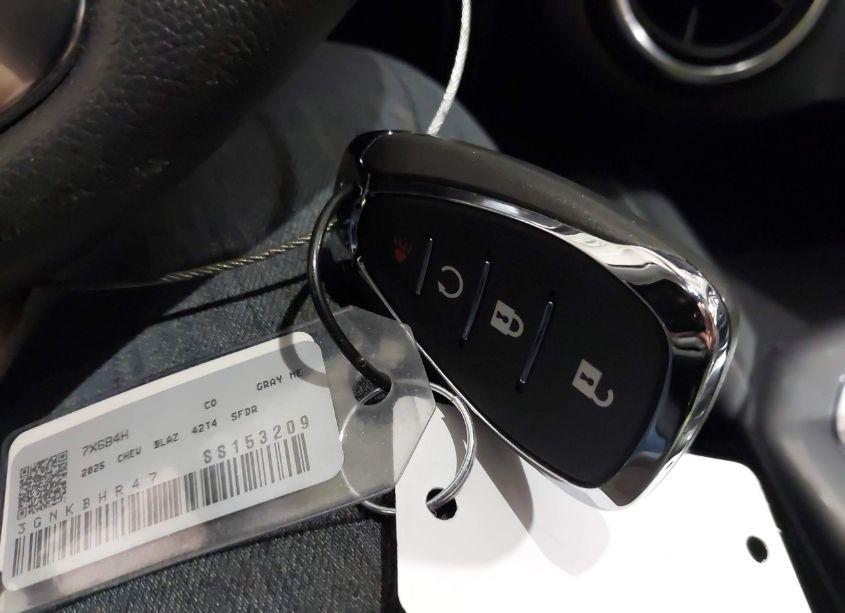 Photo 11 of 2025 Chevrolet Blazer AWD 2LT (VIN 3GNKBHR47SS153209)