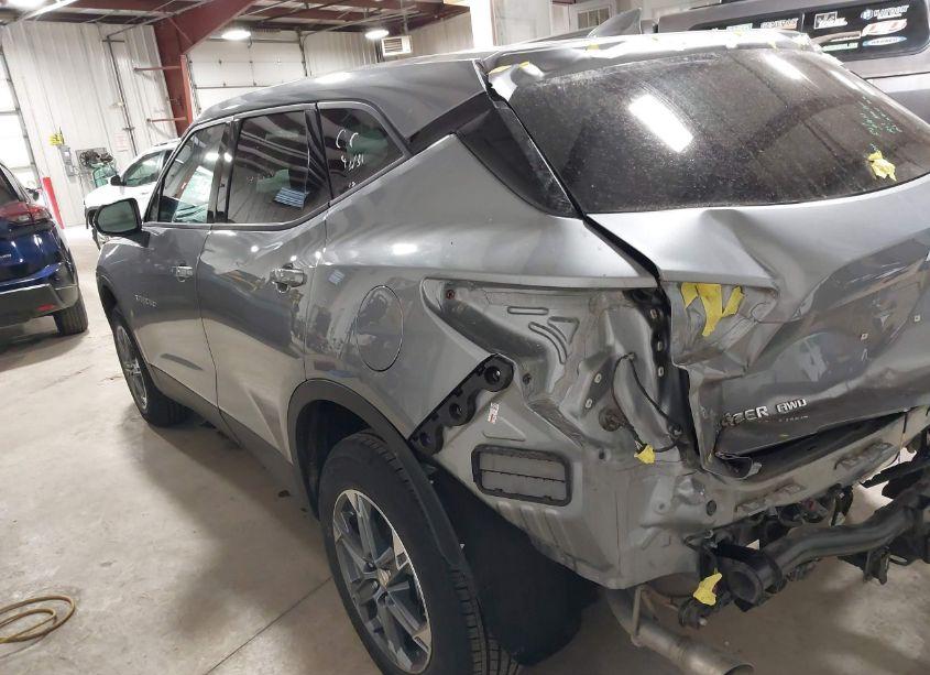 Photo 3 of 2025 Chevrolet Blazer AWD 2LT (VIN 3GNKBHR47SS153209)