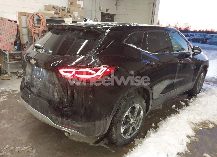 Photo 4 of 2025 Chevrolet Blazer AWD 2LT (VIN 3GNKBHR48SS150173)