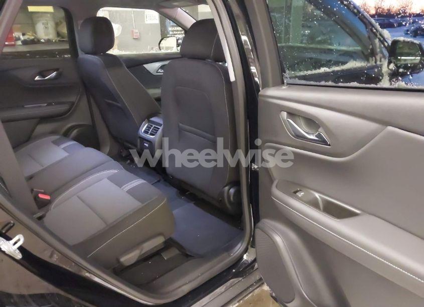 Photo 8 of 2025 Chevrolet Blazer AWD 2LT (VIN 3GNKBHR48SS150173)