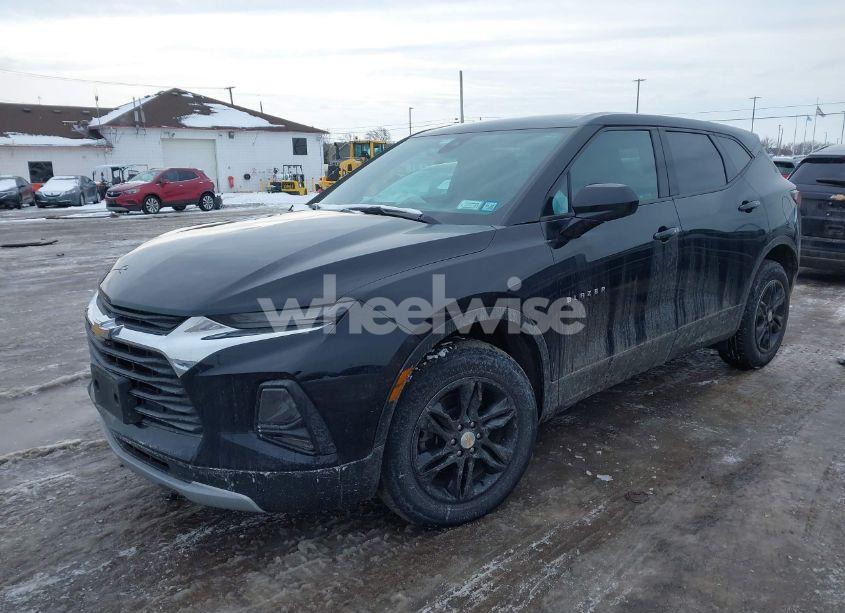 Photo 2 of 2022 Chevrolet Blazer AWD 2LT (VIN 3GNKBHR49NS132771)