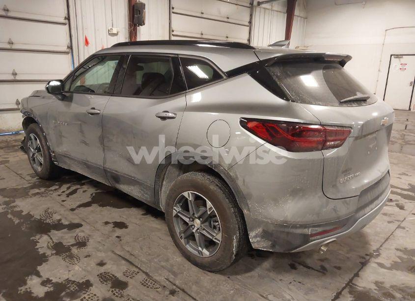 Photo 3 of 2024 Chevrolet Blazer AWD 2LT (VIN 3GNKBHR49RS119816)