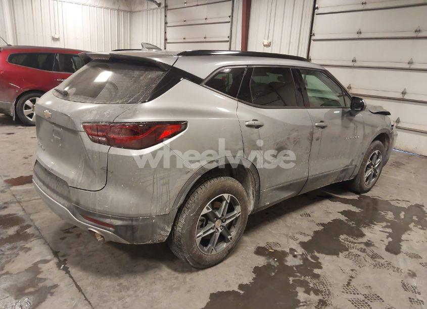 Photo 4 of 2024 Chevrolet Blazer AWD 2LT (VIN 3GNKBHR49RS119816)