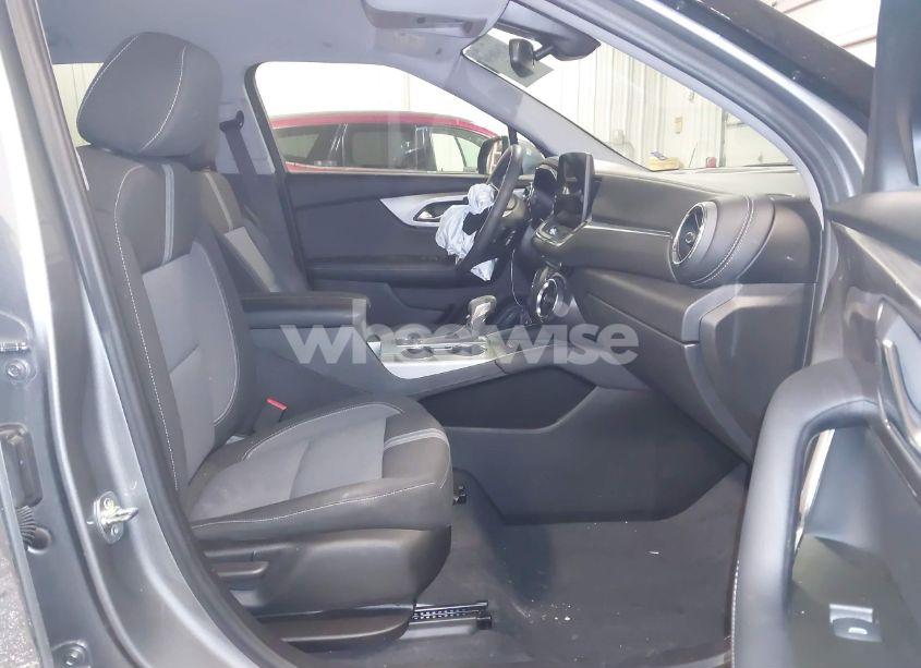 Photo 5 of 2024 Chevrolet Blazer AWD 2LT (VIN 3GNKBHR49RS119816)