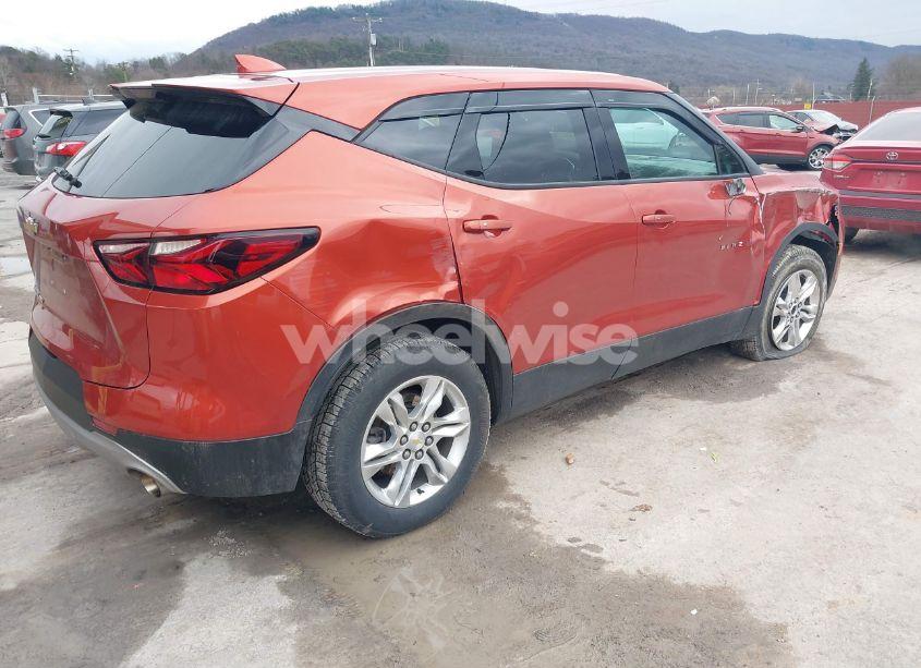 Photo 4 of 2021 Chevrolet Blazer AWD 2LT (VIN 3GNKBHR4XMS567457)