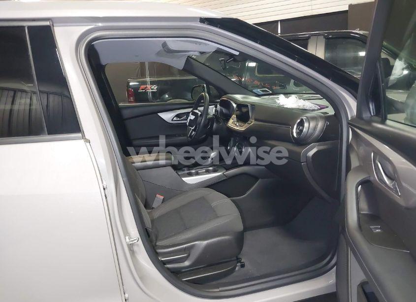 Photo 5 of 2021 Chevrolet Blazer AWD 2LT (VIN 3GNKBHR4XMS587238)