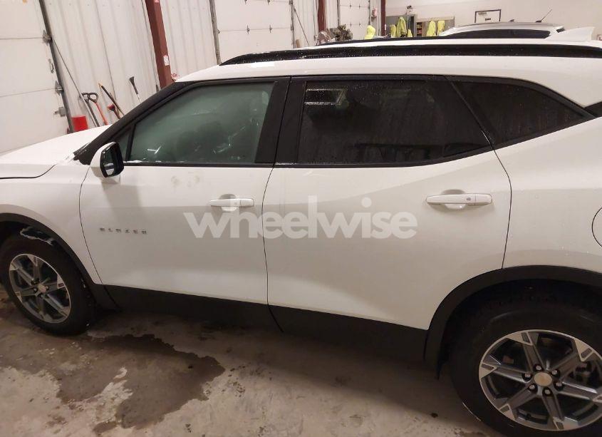 Photo 14 of 2024 Chevrolet Blazer AWD 2LT (VIN 3GNKBHR4XRS172301)