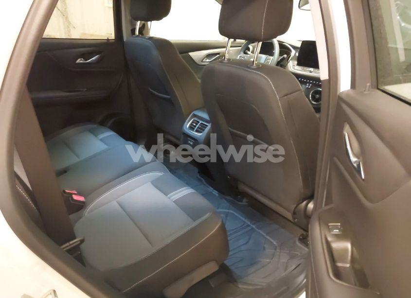 Photo 8 of 2024 Chevrolet Blazer AWD 2LT (VIN 3GNKBHR4XRS172301)