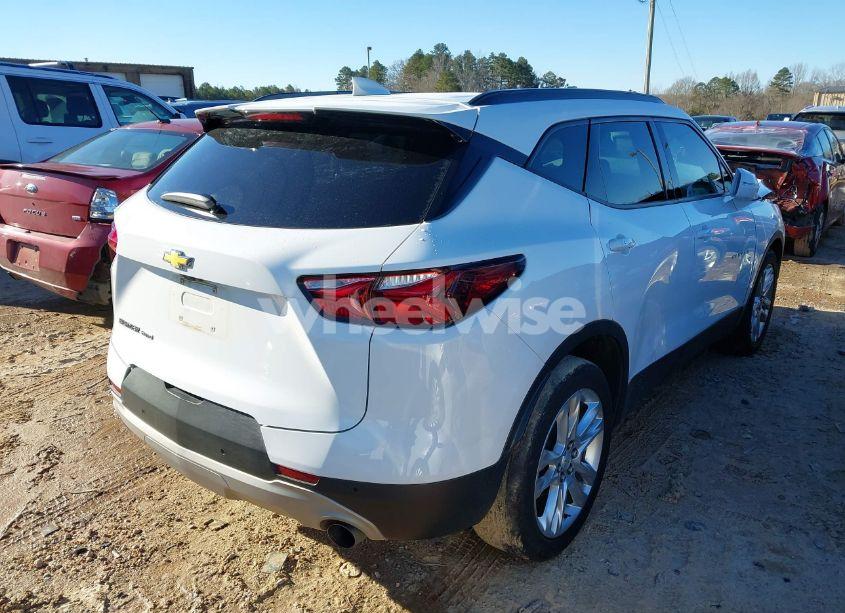 Photo 4 of 2019 Chevrolet Blazer (VIN 3GNKBHRS0KS661570)