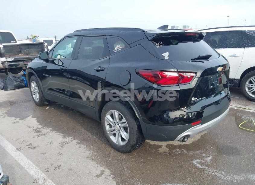 Photo 3 of 2020 Chevrolet Blazer AWD 2LT (VIN 3GNKBHRS0LS561356)