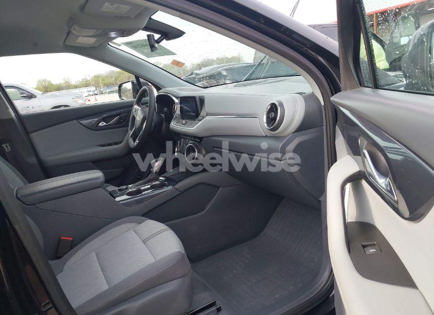 Photo 5 of 2020 Chevrolet Blazer AWD 2LT (VIN 3GNKBHRS0LS561356)