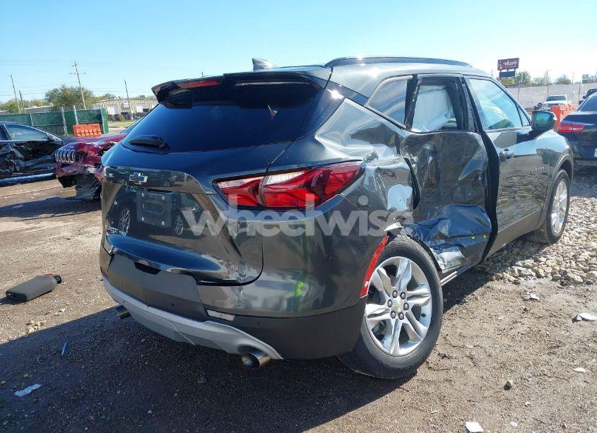 Photo 4 of 2020 Chevrolet Blazer AWD 2LT (VIN 3GNKBHRS0LS659397)