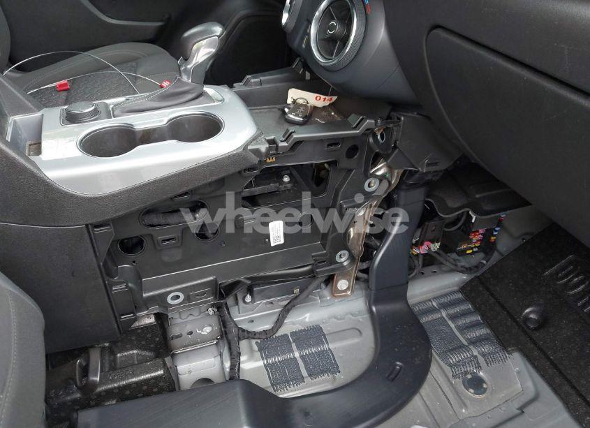 Photo 12 of 2020 Chevrolet Blazer AWD 2LT (VIN 3GNKBHRS0LS660047)