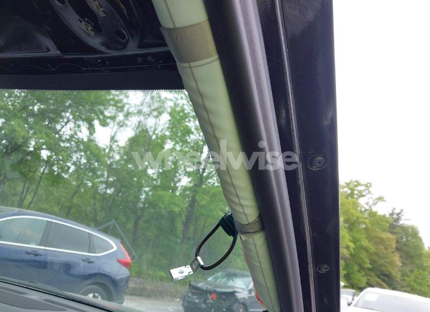 Photo 13 of 2020 Chevrolet Blazer AWD 2LT (VIN 3GNKBHRS0LS660047)