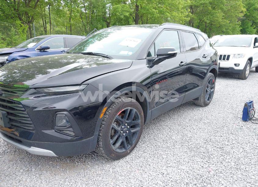Photo 2 of 2020 Chevrolet Blazer AWD 2LT (VIN 3GNKBHRS0LS660047)