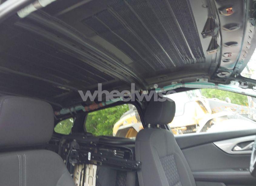 Photo 6 of 2020 Chevrolet Blazer AWD 2LT (VIN 3GNKBHRS0LS660047)