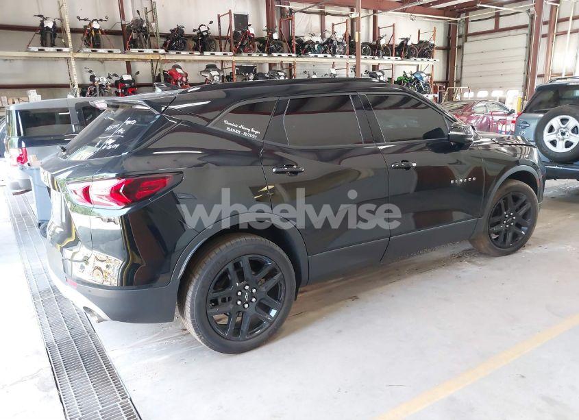 Photo 4 of 2020 Chevrolet Blazer AWD 2LT (VIN 3GNKBHRS0LS702572)