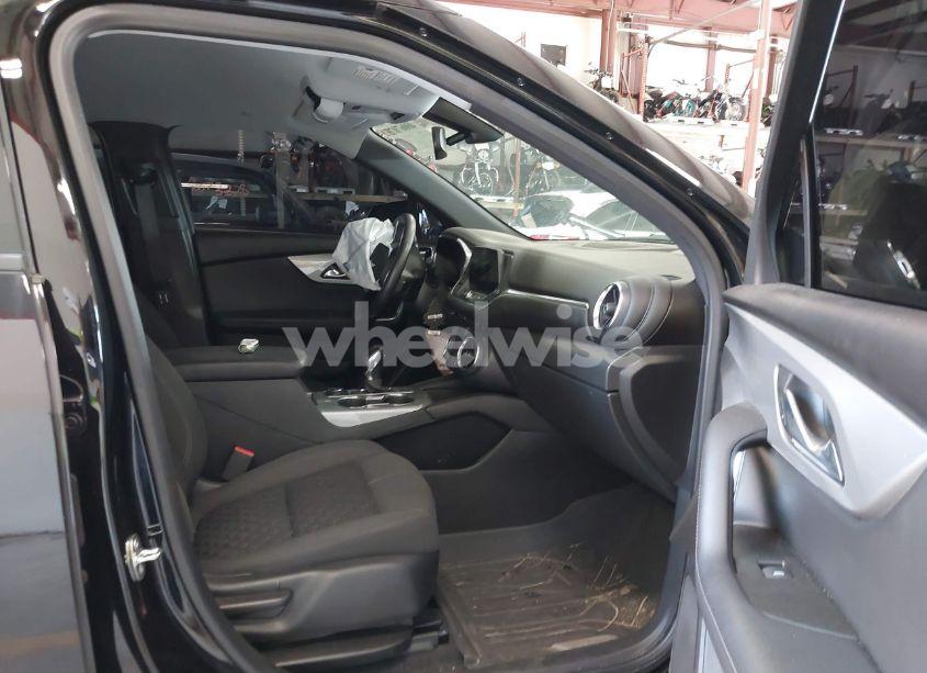 Photo 5 of 2020 Chevrolet Blazer AWD 2LT (VIN 3GNKBHRS0LS702572)