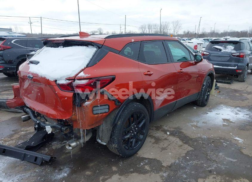 Photo 4 of 2021 Chevrolet Blazer AWD 2LT (VIN 3GNKBHRS0MS513826)