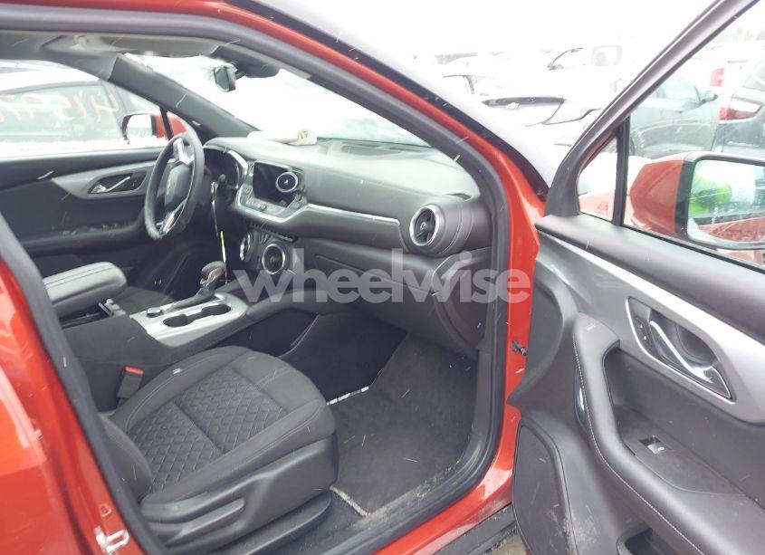 Photo 5 of 2021 Chevrolet Blazer AWD 2LT (VIN 3GNKBHRS0MS513826)