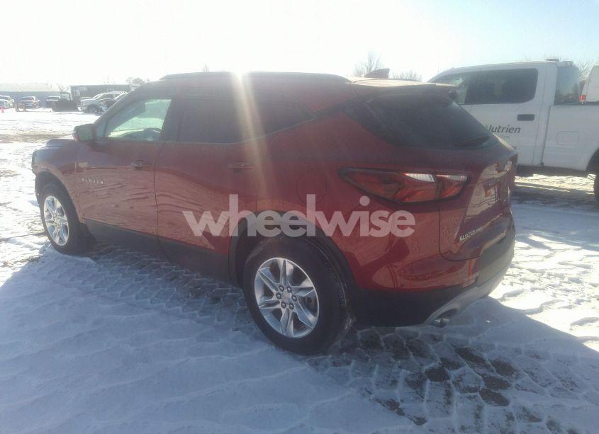 Photo 3 of 2019 Chevrolet Blazer (VIN 3GNKBHRS2KS665605)