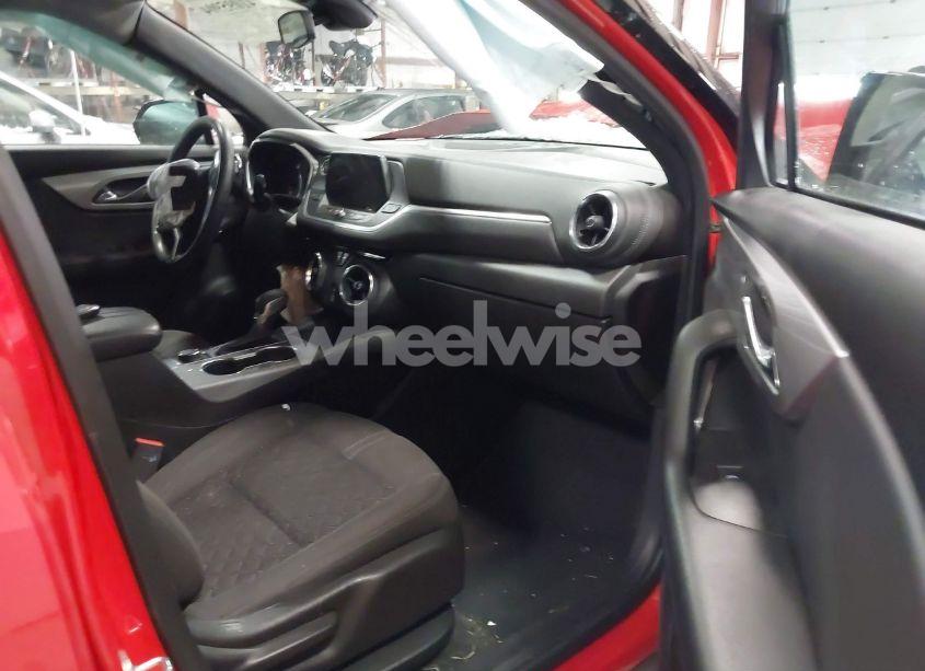 Photo 5 of 2021 Chevrolet Blazer AWD 2LT (VIN 3GNKBHRS4MS520813)