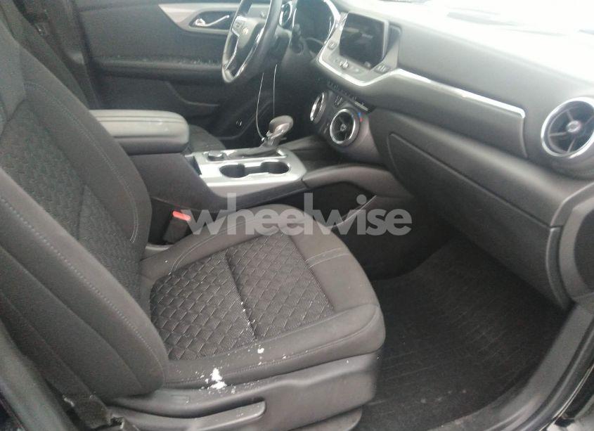 Photo 5 of 2021 Chevrolet Blazer AWD 2LT (VIN 3GNKBHRS6MS540867)