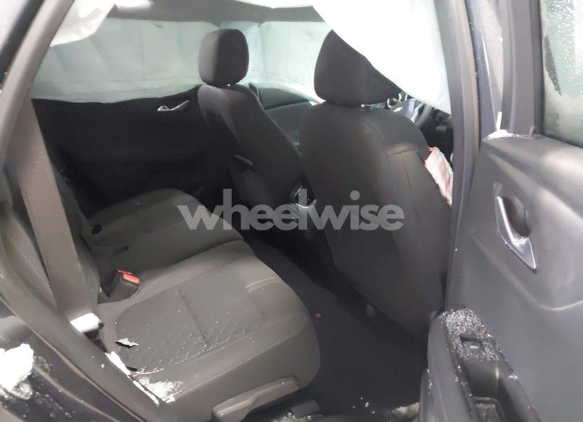 Photo 8 of 2021 Chevrolet Blazer AWD 2LT (VIN 3GNKBHRS6MS542750)