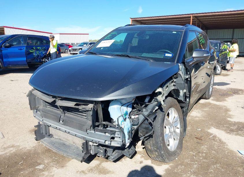 Photo 2 of 2020 Chevrolet Blazer AWD 2LT (VIN 3GNKBHRS7LS600797)