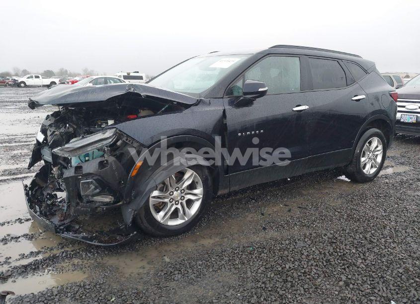 Photo 2 of 2020 Chevrolet Blazer AWD 2LT (VIN 3GNKBHRS8LS569222)