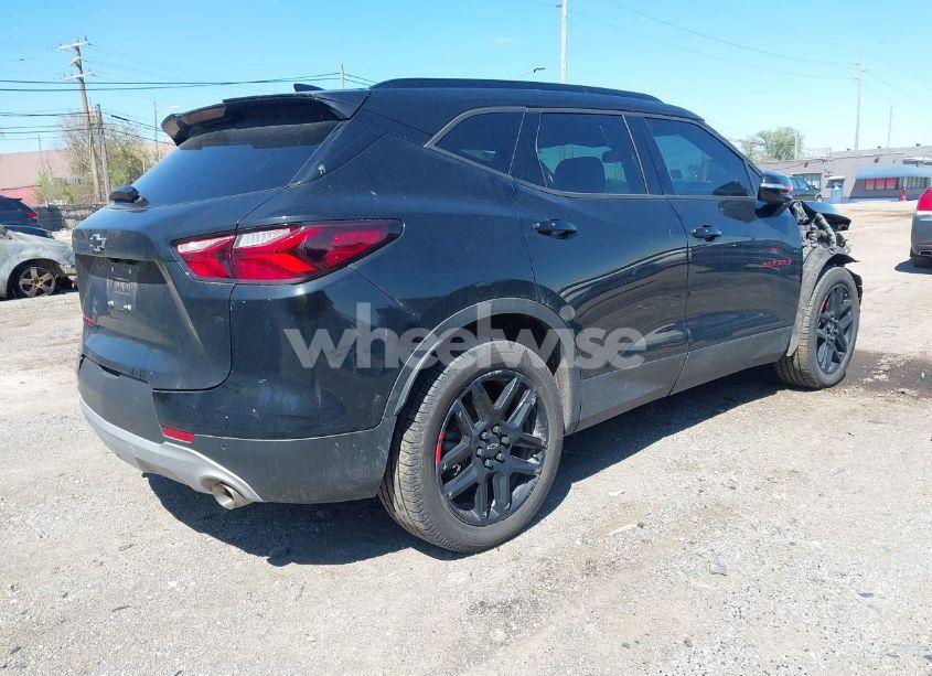 Photo 4 of 2021 Chevrolet Blazer AWD 2LT (VIN 3GNKBHRS8MS509815)