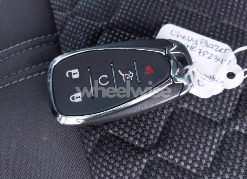 Photo 11 of 2021 Chevrolet Blazer AWD 2LT (VIN 3GNKBHRS9MS533072)