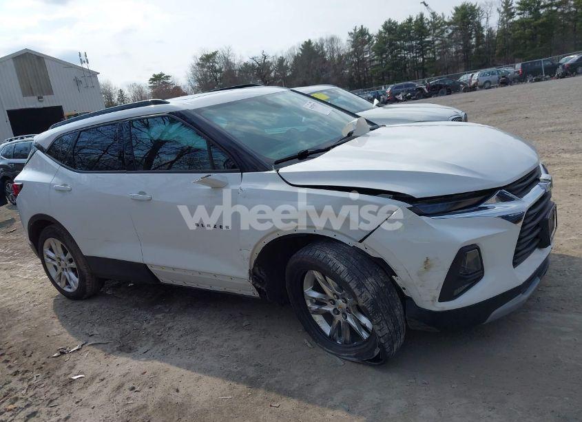 Photo 13 of 2019 Chevrolet Blazer (VIN 3GNKBHRSXKS591317)