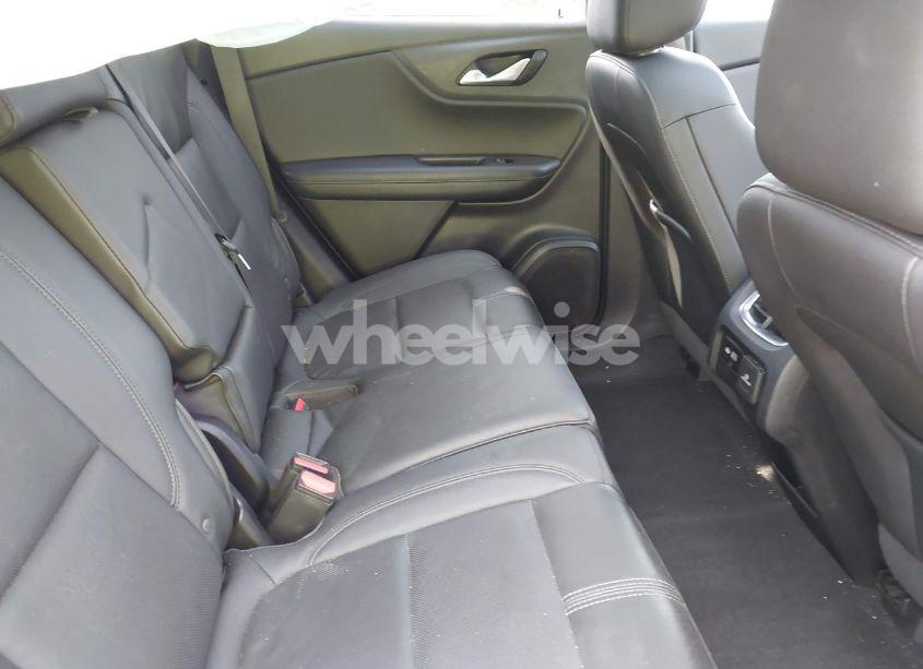 Photo 8 of 2019 Chevrolet Blazer (VIN 3GNKBHRSXKS591317)