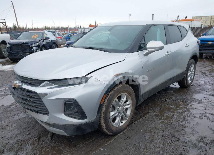 Photo 2 of 2020 Chevrolet Blazer AWD 2LT (VIN 3GNKBHRSXLS628920)
