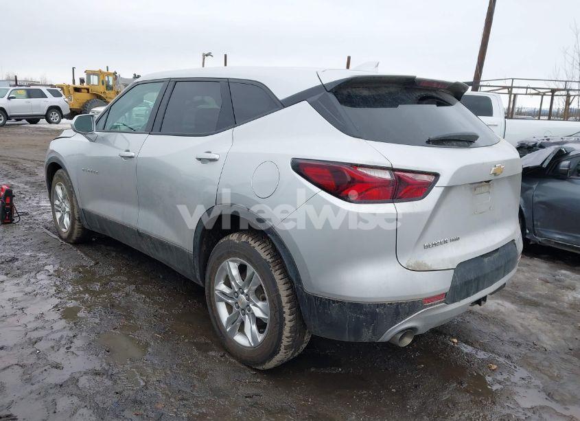 Photo 3 of 2020 Chevrolet Blazer AWD 2LT (VIN 3GNKBHRSXLS628920)