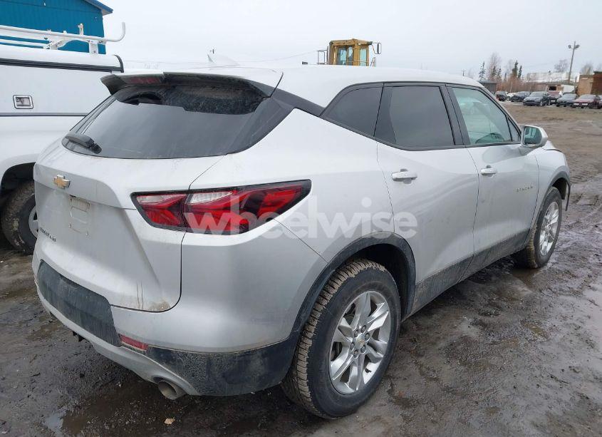Photo 4 of 2020 Chevrolet Blazer AWD 2LT (VIN 3GNKBHRSXLS628920)