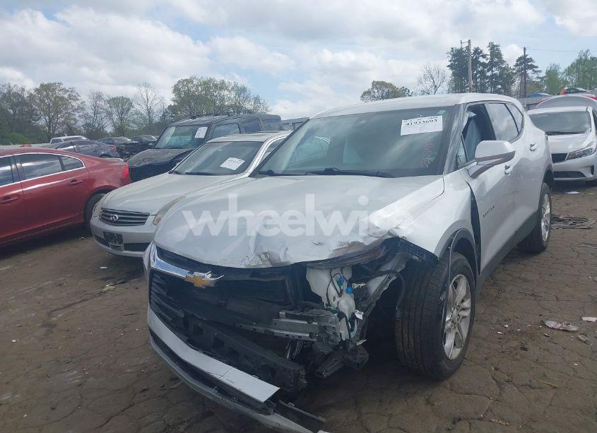 Photo 2 of 2021 Chevrolet Blazer AWD 2LT (VIN 3GNKBHRSXMS502378)