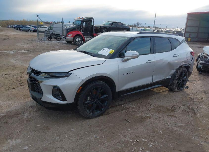 Photo 2 of 2019 Chevrolet Blazer RS (VIN 3GNKBJRS0KS688677)