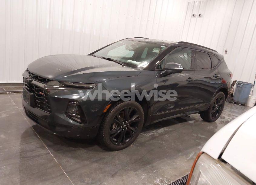 Photo 2 of 2019 Chevrolet Blazer RS (VIN 3GNKBJRS1KS702859)
