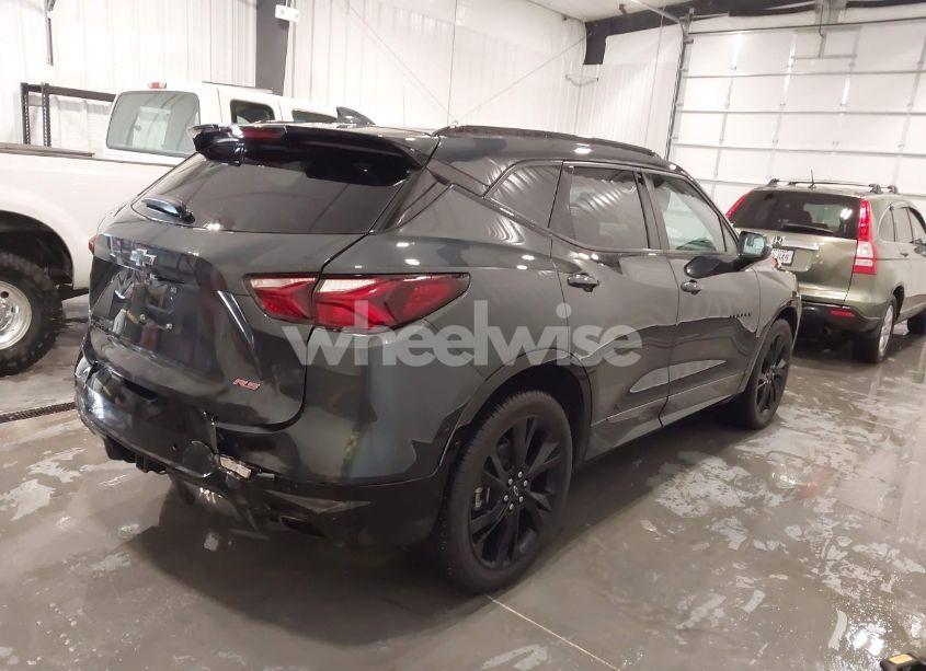 Photo 4 of 2019 Chevrolet Blazer RS (VIN 3GNKBJRS1KS702859)