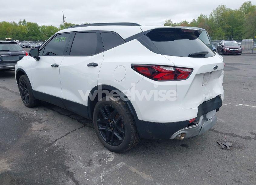Photo 3 of 2021 Chevrolet Blazer AWD 3LT (VIN 3GNKBJRS1MS507041)