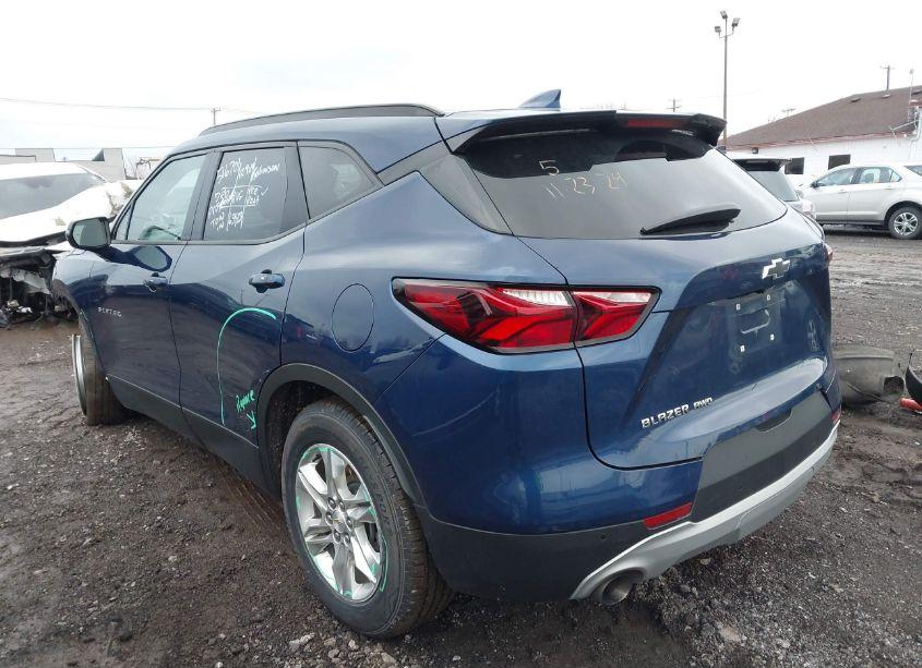 Photo 3 of 2022 Chevrolet Blazer AWD 3LT (VIN 3GNKBJRS1NS186460)