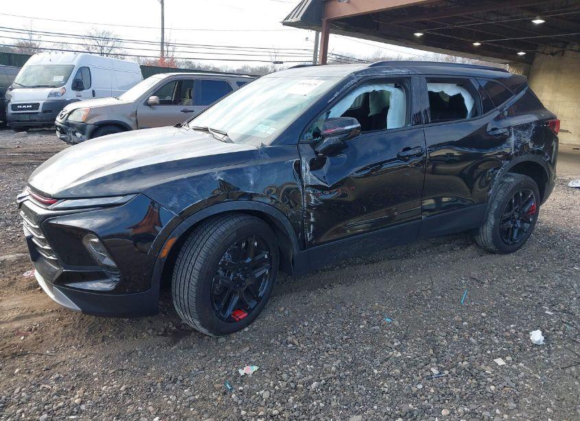 Photo 2 of 2024 Chevrolet Blazer AWD 3LT (VIN 3GNKBJRS2RS123986)